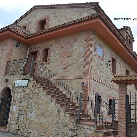 Apartamentos Rurales Natura Torrejon el Rubio Exterior photo