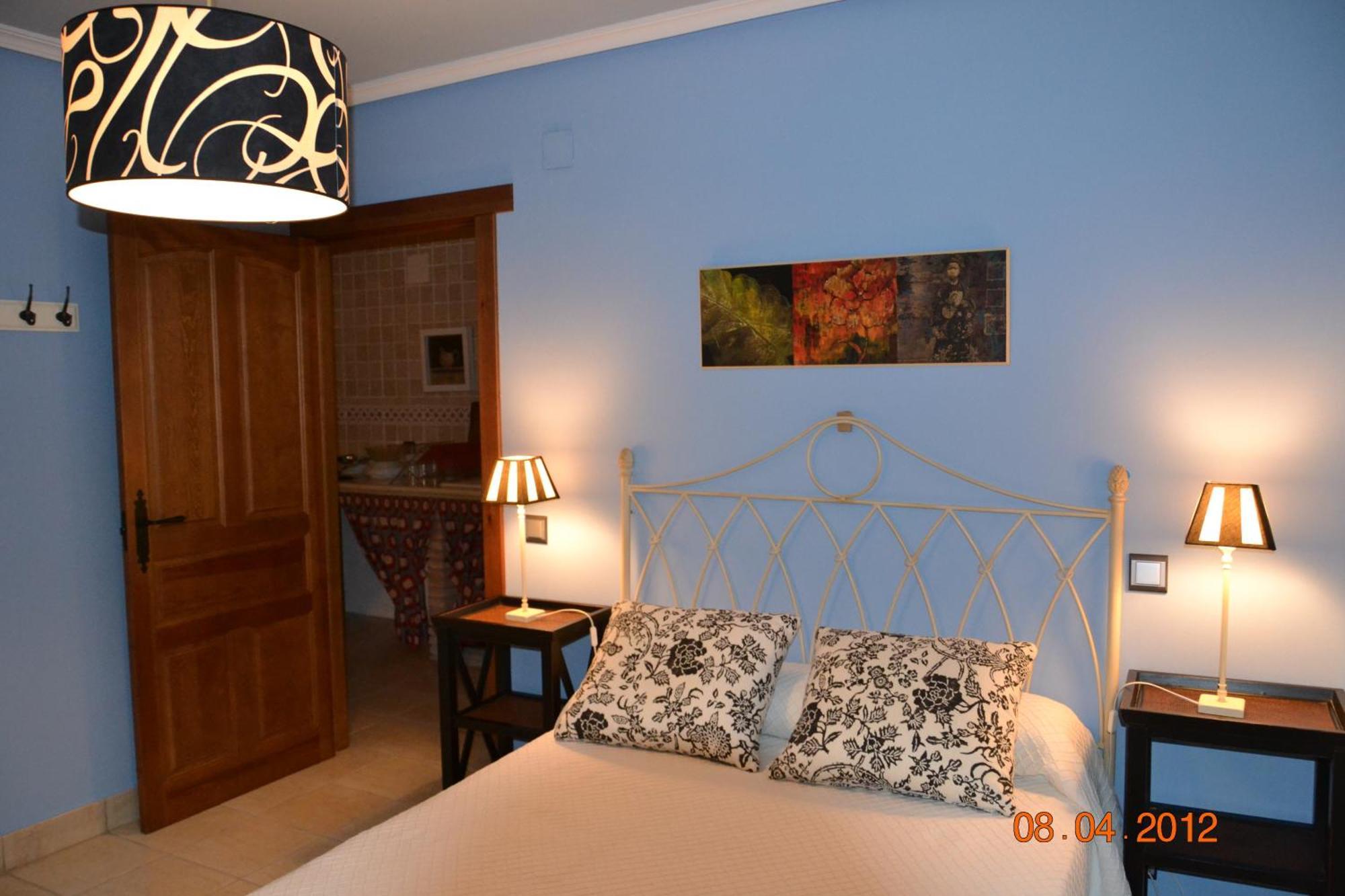 Apartamentos Rurales Natura Torrejon el Rubio Exterior photo